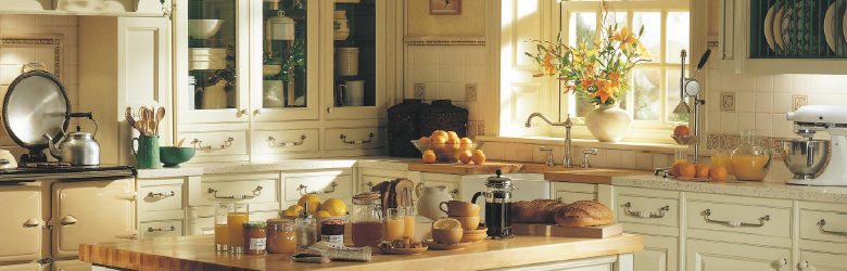 farmhouse kitchens